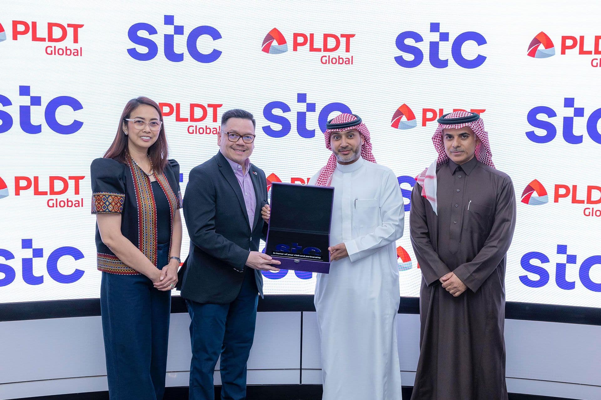 PLDT partners with stc Group to enhance international voice services
